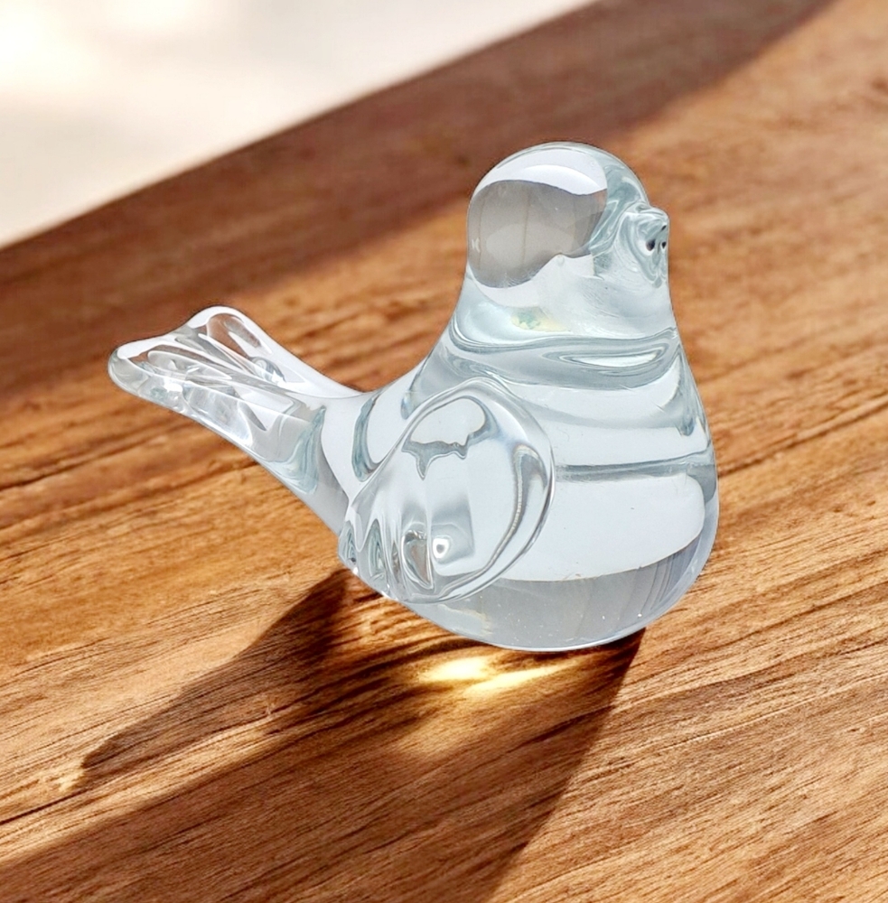 Clear Art Glass Bird Sparrow Figurine Paperweight 4" x 3"